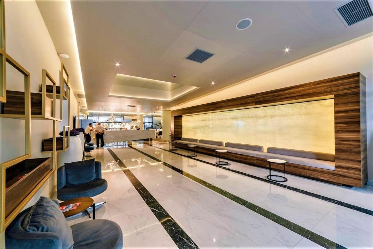 Downtown Centre In Batumi Aparthotel Orbi City In บาทูมิ ภายนอก รูปภาพ
