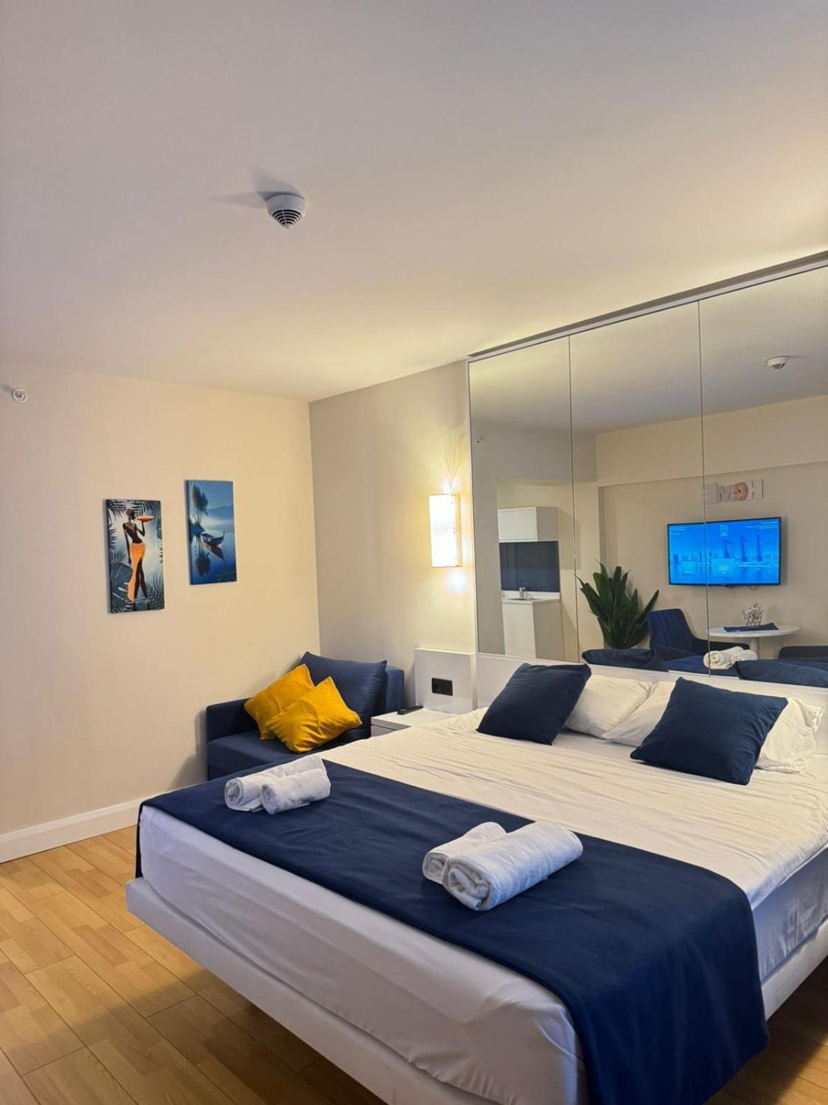 Downtown Centre In Batumi Aparthotel Orbi City In บาทูมิ ภายนอก รูปภาพ